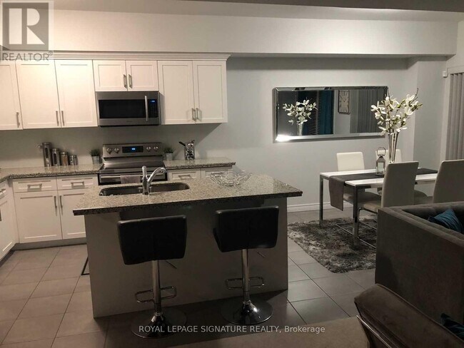 Photo - 98 Shoreview Pl