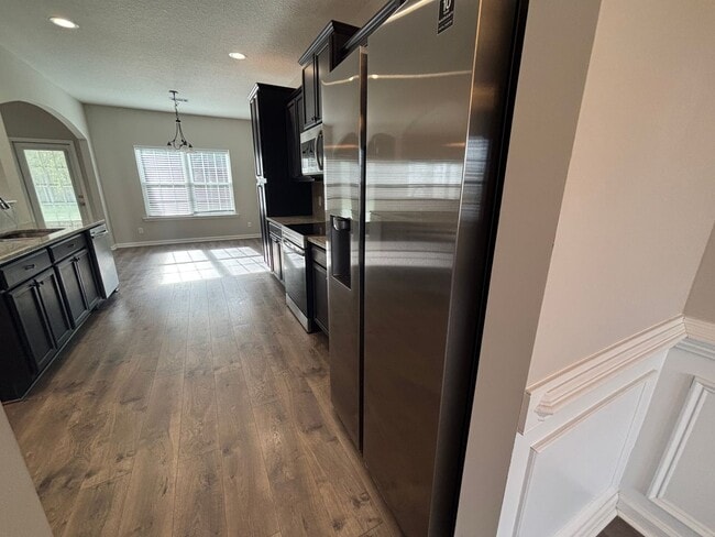 Photo - FOR RENT