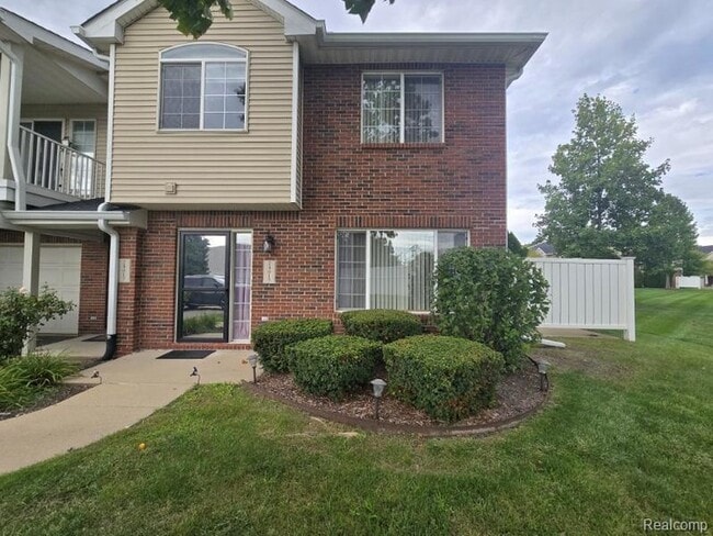 24015 Fairlane Blvd Unit 143