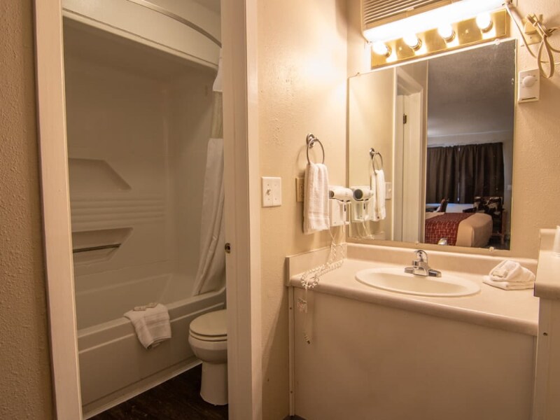 Photo - 346 W Kansas St Unit 103