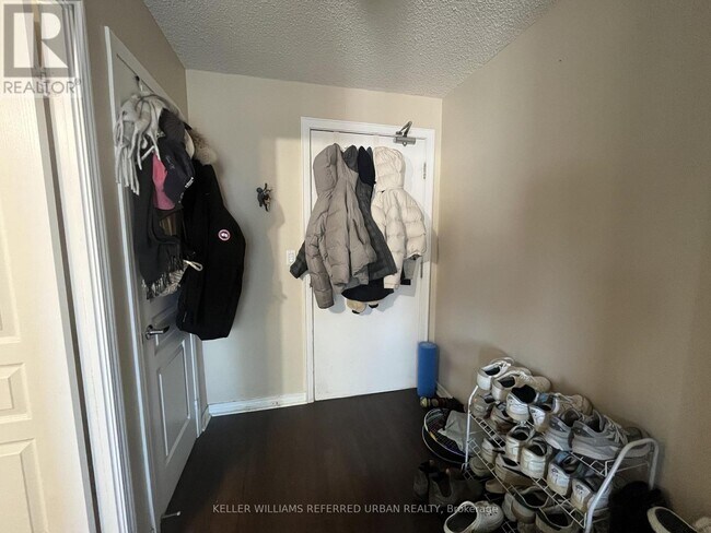 Photo - 352 Front St W Unité 609