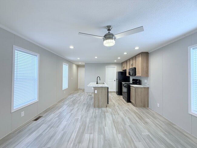 Photo - 52962 N Yorktown Ct