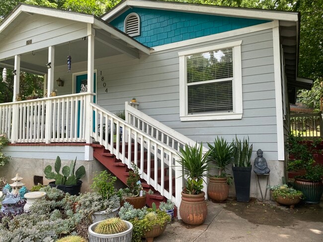 Photo - 1804 Holly St