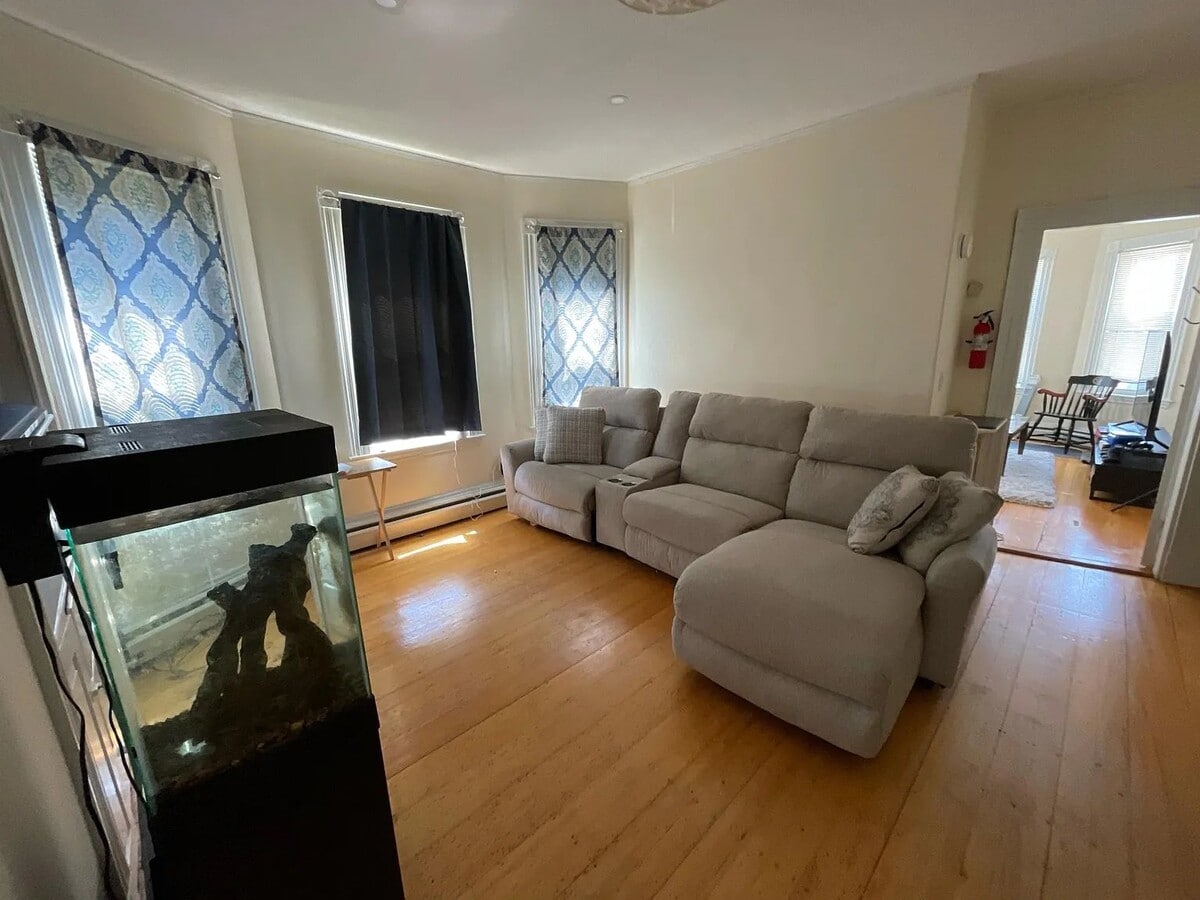 Photo - 16 Mt Calvary Rd Unit 1