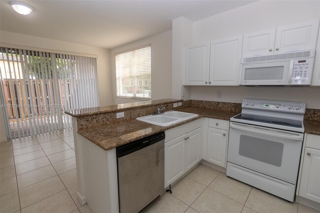 Photo - 9237 SW 227th St Townhome