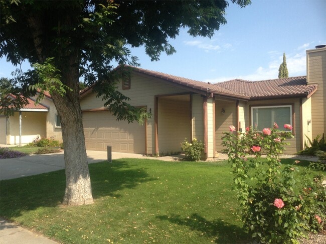 Photo - 825 W Union Ave