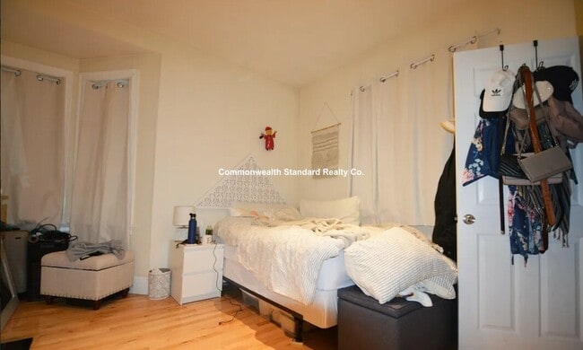 Photo - 1203 Beacon St Unit 2