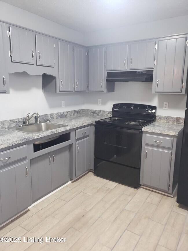 Photo - 108 E Florence Ave Unit 34