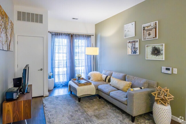 2BR, 2BA - 939SF - Living Room - Third & Valley