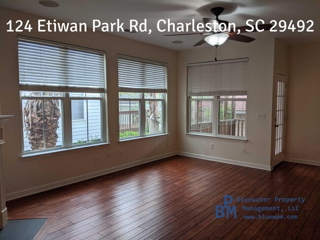 Photo - 124 Etiwan Park St