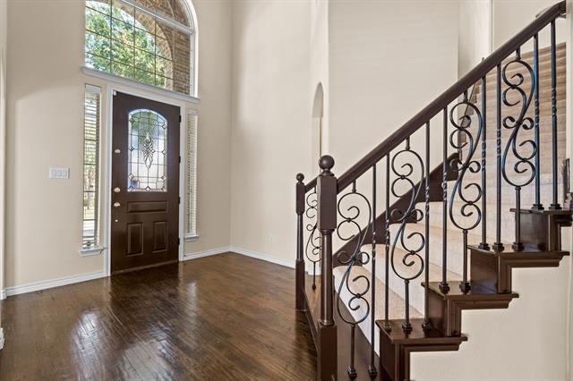 Photo - 10437 Chantry Ln