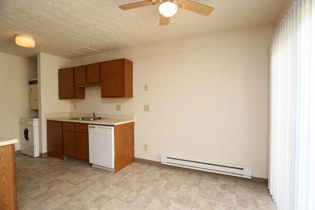 Interior Photo - Abbot's Cove