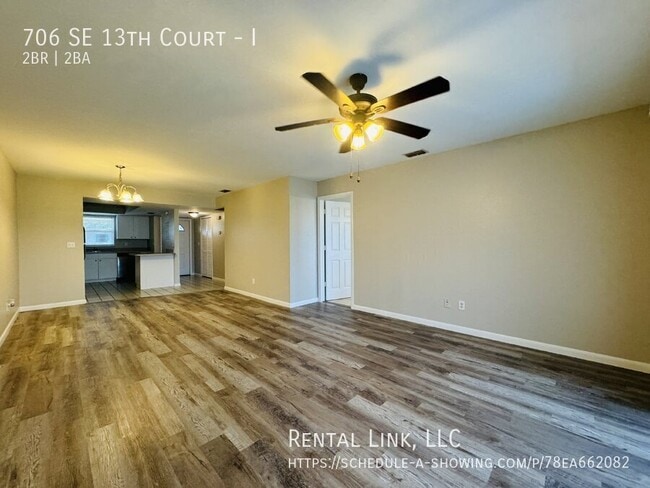 Photo - 706 SE 13th Ct Unit I