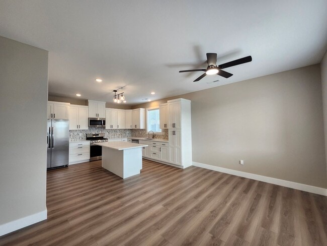 Photo - 5225 W Jay St