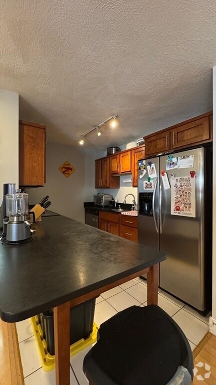 Building Photo - 11 Highland Ave Unit 14 Rental