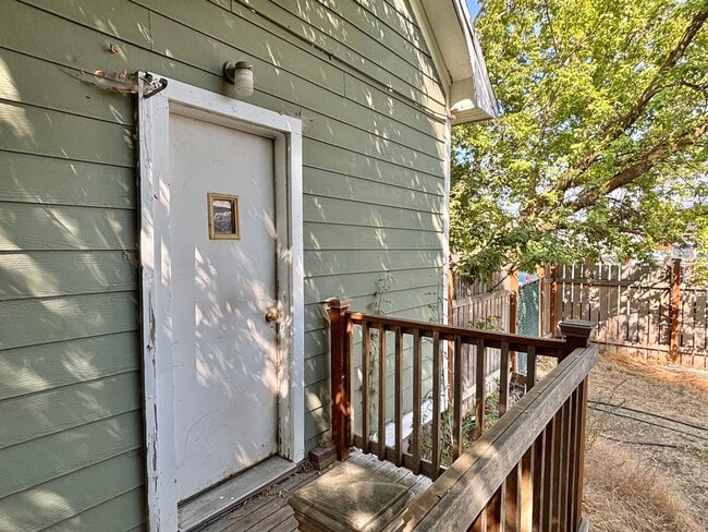 Photo - 1613 W Pacific Ave Unidad 1
