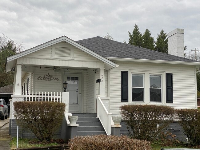 Photo - 600 Franklin St