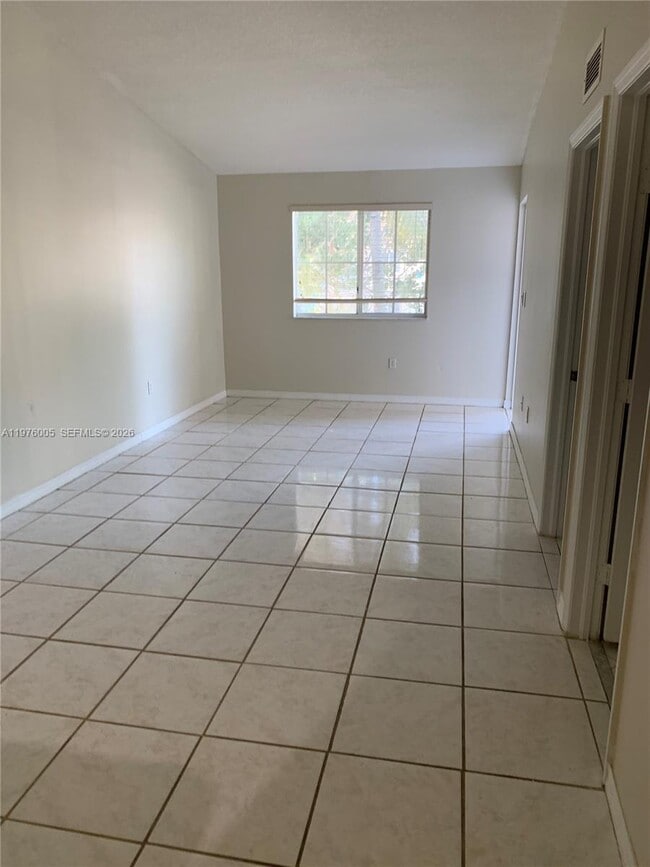 Photo - 1250 SE 29th St Unit 205-58