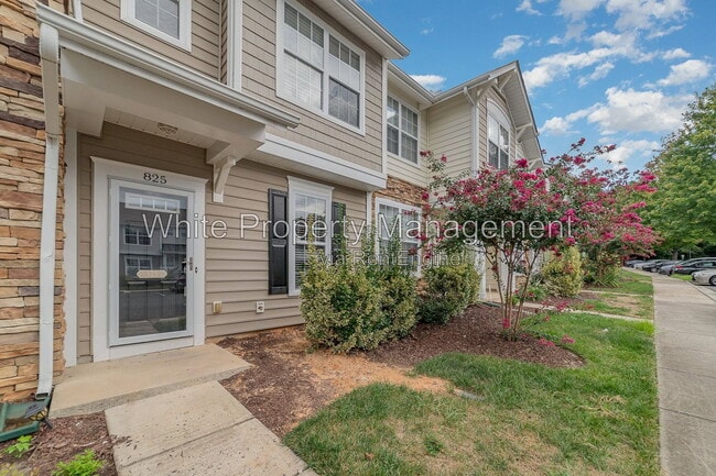 Photo - 825 Gentlewinds Ct
