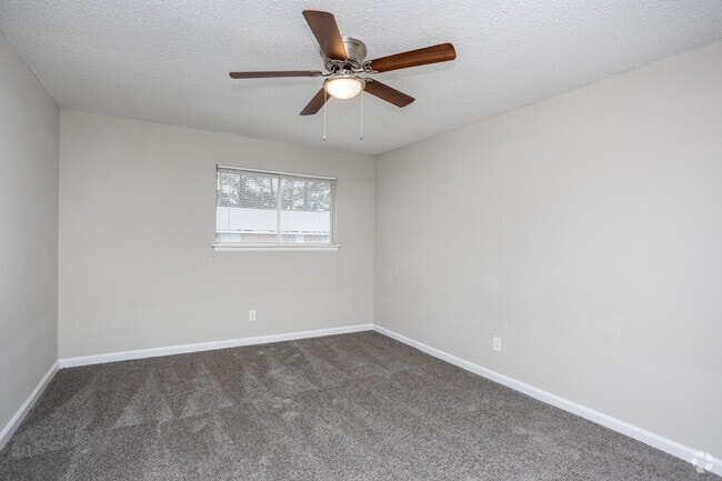 2BR, 1.5BA - 1,082SF
