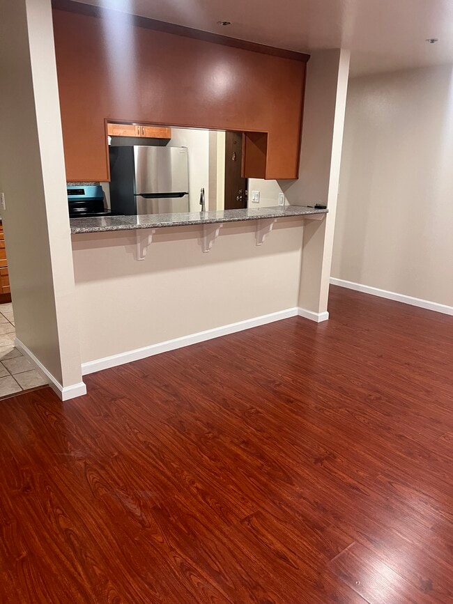 Photo - 281 Juana Ave Unit 201