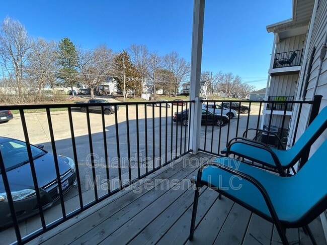 Photo - 912 N Walnut St