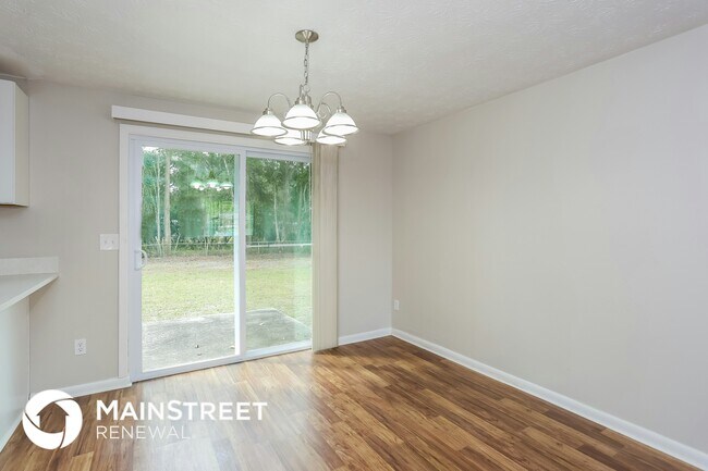 Photo - 9572 Spottswood Rd W