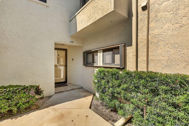 Building Photo - 950 S Kanner Hwy