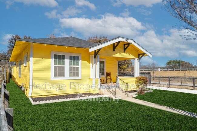 Photo - 475 E French Pl