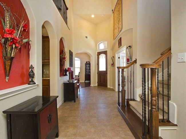 Photo - 271 Longmont Ln