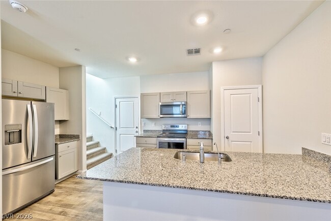 4118 Venus Falls Ave