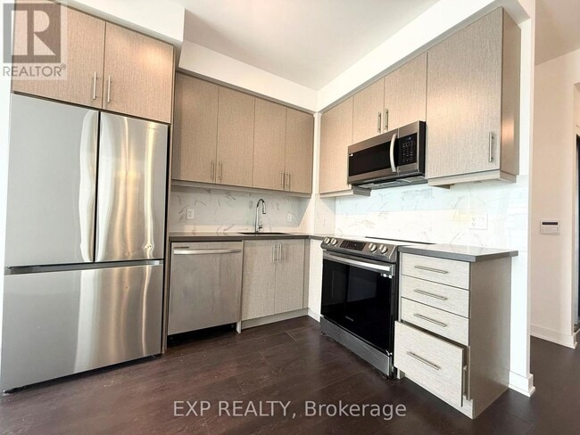 Photo - 105 Oneida Crescent Unit 902