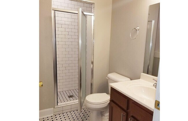 Photo - 3261 Bishop St