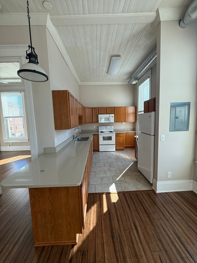 Photo - 102 E Michigan Ave Unit 2