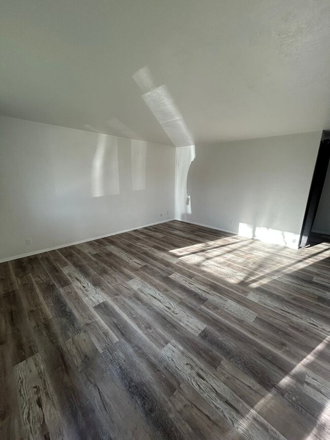 Photo - 2255 Shadylane Dr Unidad 2255