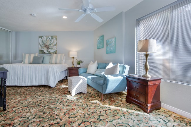 Building Photo - 247 N Sandpiper Cir