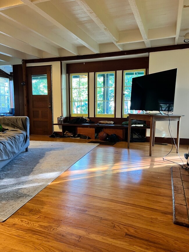 Photo - 1733 La Loma Ave