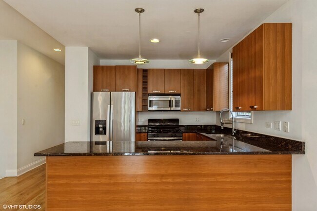 Photo - 4012 S Indiana Ave Unidad 1N