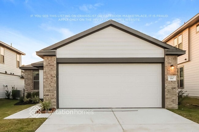 Building Photo - 10915 Heliosphere Wy