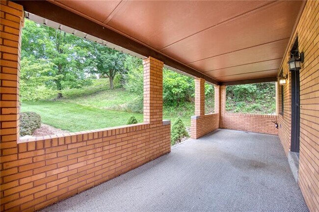 Photo - 4465 Mt Troy Rd Ext
