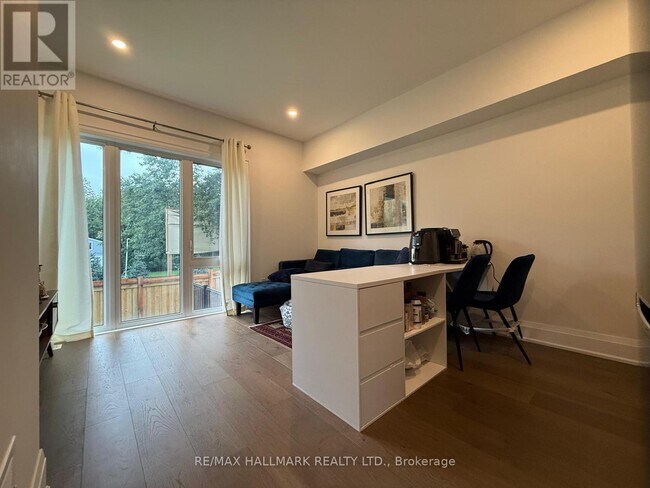 Photo - 14 Persica St