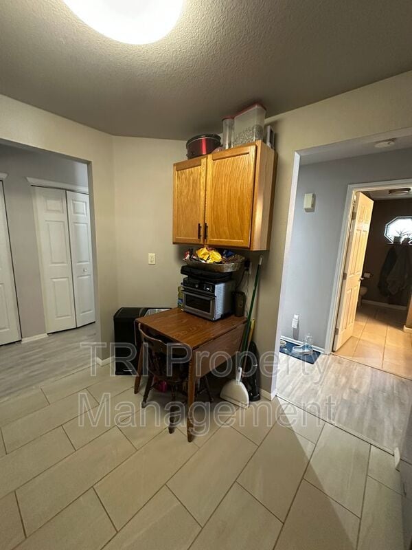Photo - 2551 W 24th St