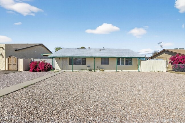 Building Photo - 1113 N Coolidge Ave