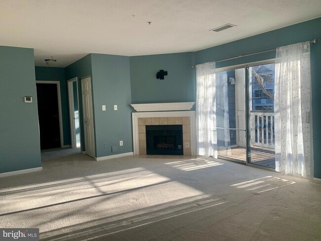 Photo - 20301 Beechwood Terrace Unit 201