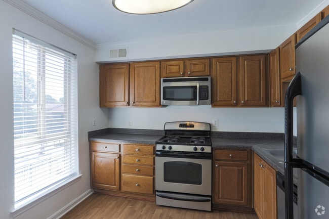 Two Bedroom + Den - Amber Commons