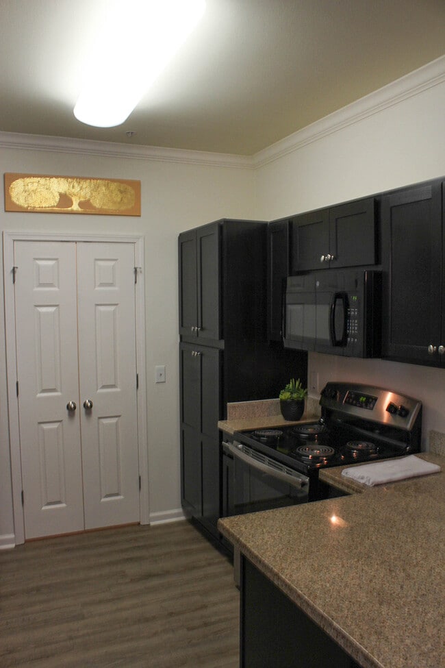 Camden Lake Apts
