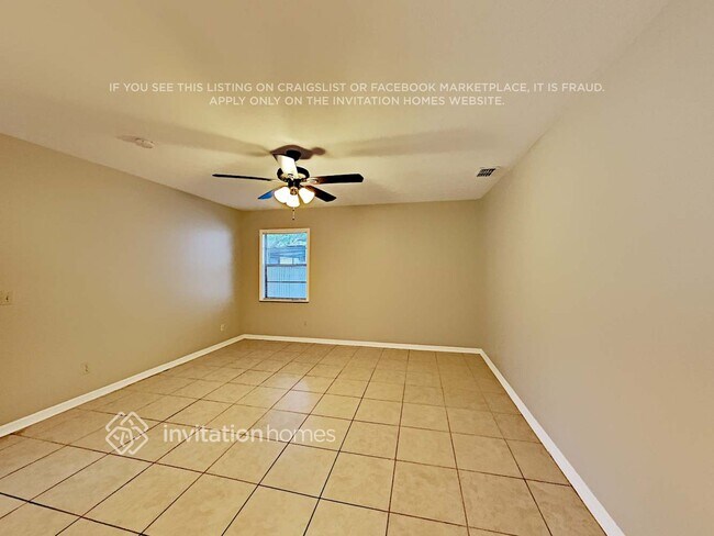 Photo - 715 Foxglove Pl