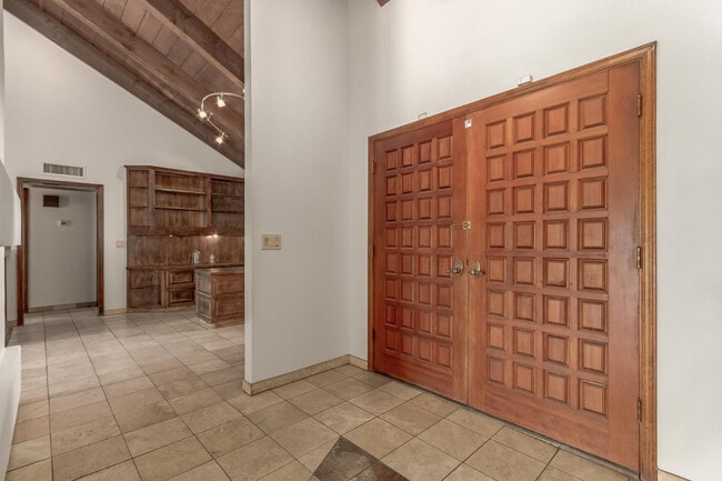 Photo - 805 W Toledo St