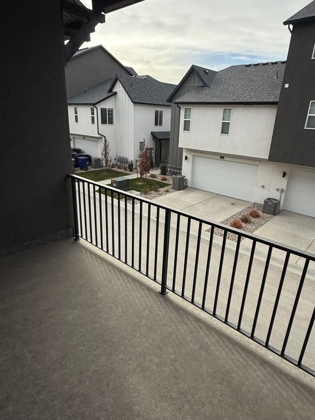 Photo - Beautiful townhome, construction just completed, 2 car garage, central air