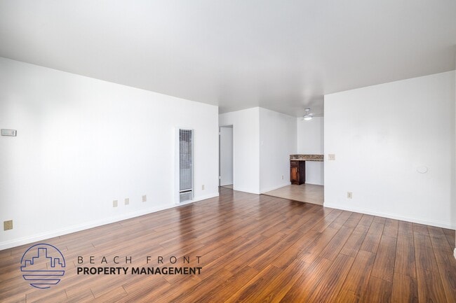 Photo - 2422 E. 11th St.